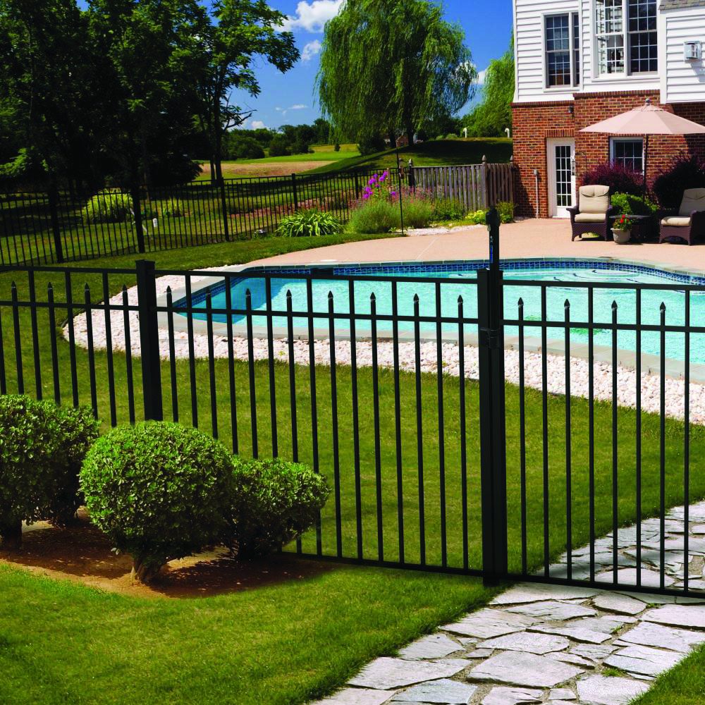Aluminum pool fence